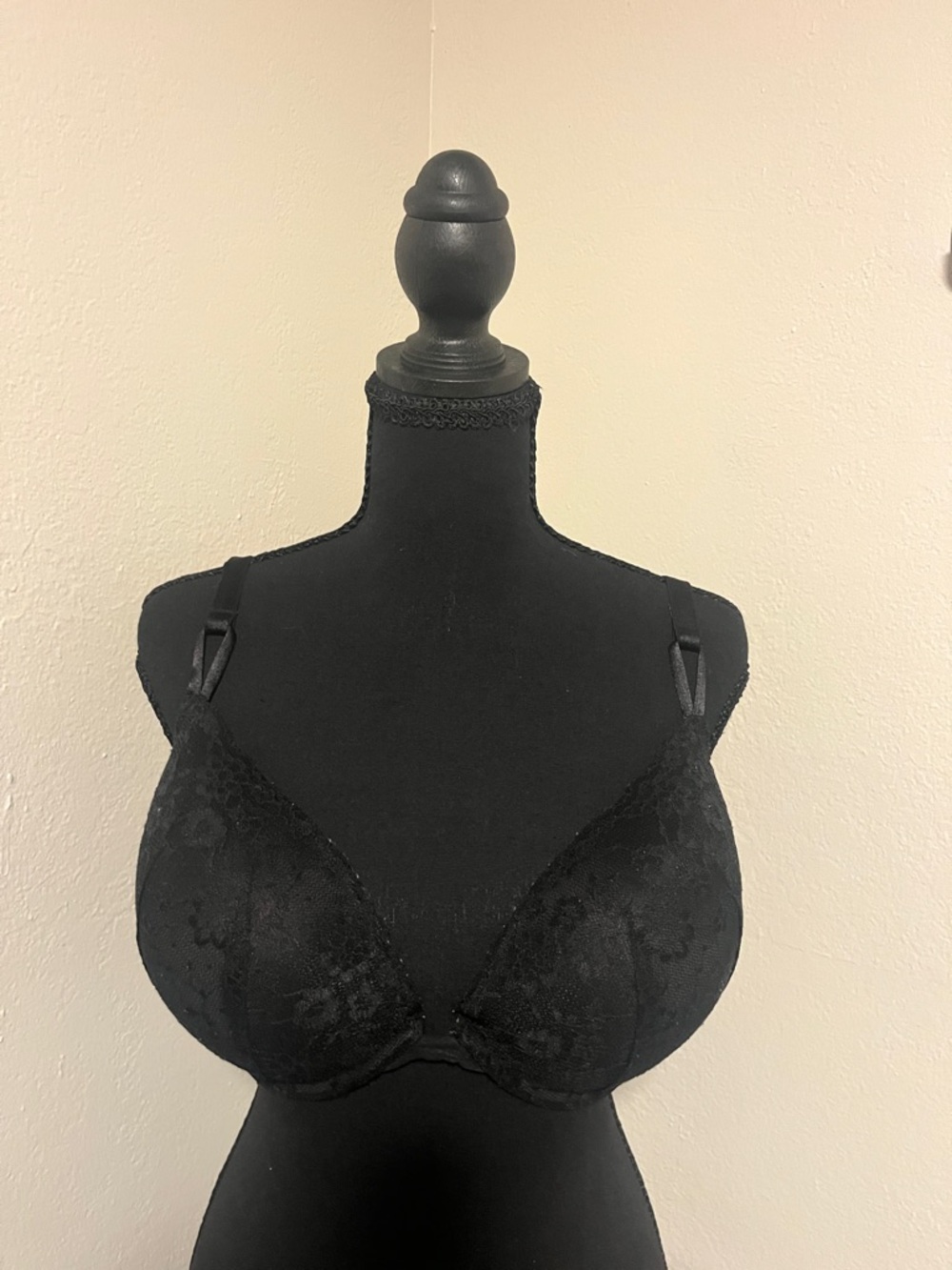 Victoria's Secret Black Lace Push-Up Bra with Mesh Back